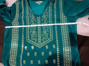 Elegant Green Velvet Kurta