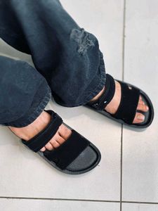 Sandal