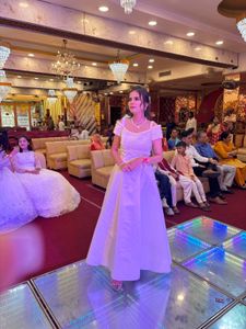 Elegant White Bridal Lehenga with Embellishments w