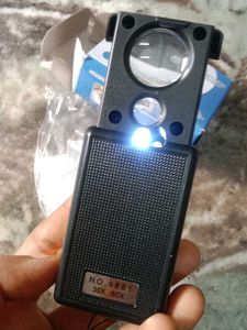 Jewellery &amp; Currency Magnifier