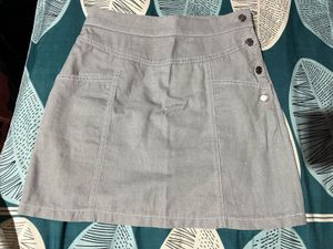 Stylish Grey Button-Up A-Line Skirt