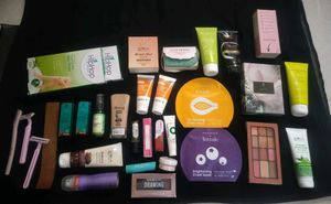 FREE Mixed Beauty &amp; Skincare Bundle 28oo