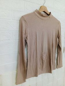Neutral Turtleneck Long Sleeve Top