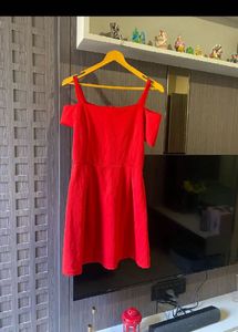 Stunning Red Cold Shoulder Dress