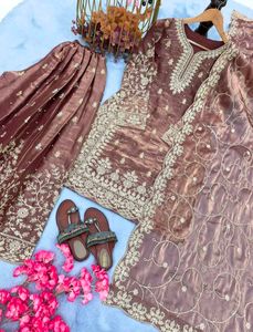 Elegant Embroidered Kurta Set