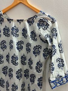 White Blue Floral Print Kurta