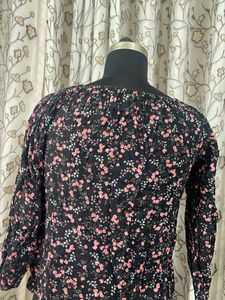 Floral Print Long Sleeve Top