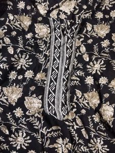 Black Floral Print Short Kurti