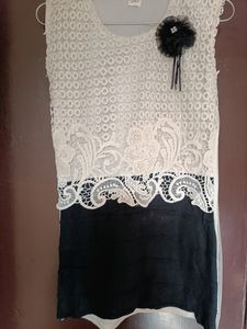 Cute Black And White Top With Flower  Patch ♥️