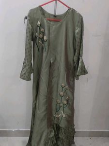 Elegant Embellished Kurta Set