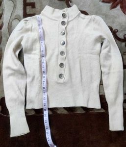 Button-Down Knit Top woollen