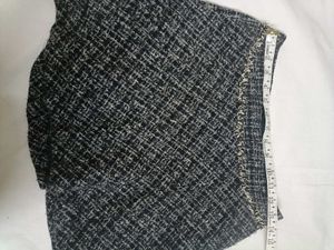 Chic Tweed Skirt