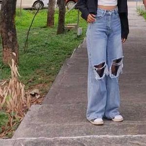 URBANIC Trendy Ripped Wide Leg Jeans