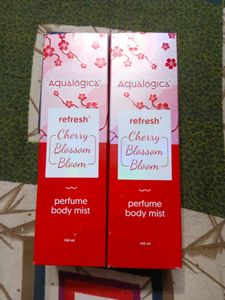 Aqualogica Refresh Cherry Blossom Bloom Mist