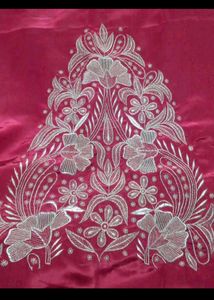 Exquisite Embroidered Kurta Neckline