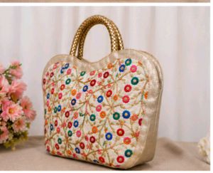 Embroidered Heart-Shaped Handbag