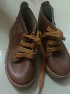 Traditional Axon Shoe