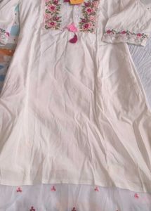 Brand new White Embroidered Kurta Set with tag