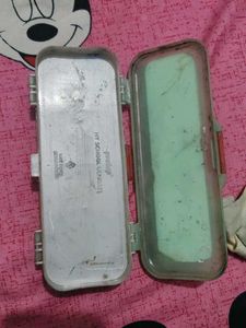 Vintage Bunny Bill Pencil Box