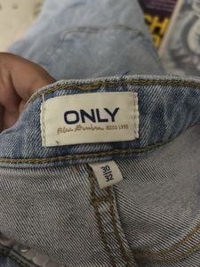 Light Wash Wide Leg Jeans