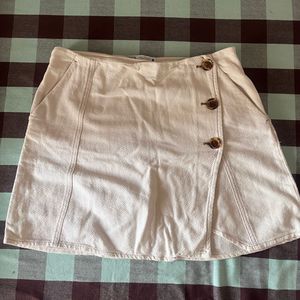 Chic Button-Front Mini Skirt