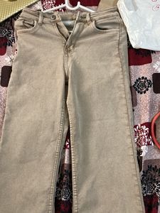 Beige Wide-Leg Jeans