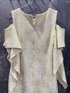 ✨ Golden Whisper Ruffle-Sleeve Shift Dress ✨