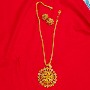 chain and pendant set