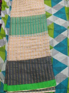 Elegant Checked Saree Without Blouse