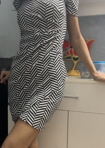 Unique Black &amp; White Geometric Print Mini Dress