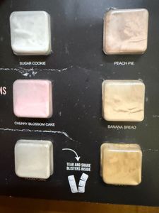 Huda Beauty Easy Bake Loose Powder Palette