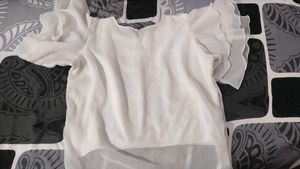 white pretty ruffle sleeve top