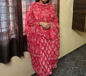 Red Floral Print Kurta Set with Dupatta