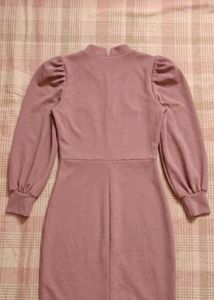 Elegant Pink Pleated Sleeve Dress