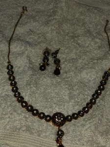 Indian Ethnic Necklace and Earring Set