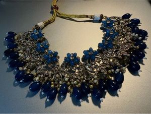 Stunning Blue Stone & Pearl Necklace