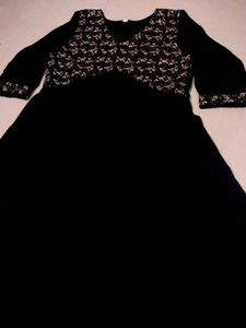 Elegant BlackAlia cut Kurta with Intricate Embroid