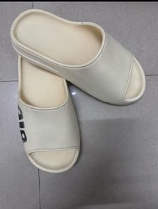 Comfortable Cream Slides with "AIR" Print