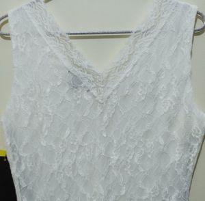 Majora White lace sleeveless top blouse