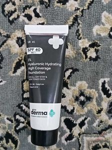 The Derma Co. Hyaluronic Hydrating Foundation