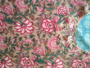 Beautiful Floral Print Kurta