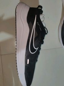 Nike Men Casual Shoes. Unused. No Coins.