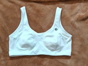 50% OFF 🎁 ~ White Sports Bra