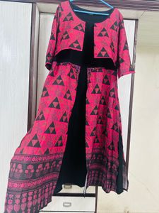 Stylish Pink & Black Geometric Print Kurta Set