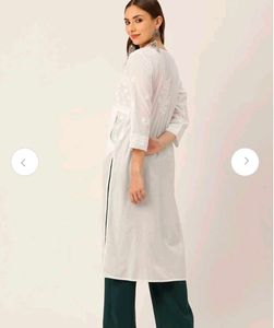 White Embroidered Chikankari Kurta