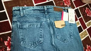 Trendy Acid Wash Denim Jeans for Girls