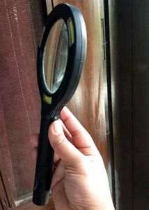 Magnifying Glass with LED Lights
