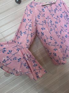 And casual Bell sleeves printed women pink top