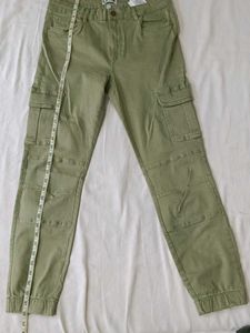 ONLY🩷Olive Green Cargo Joggers