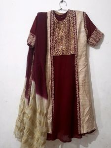 Beautiful ❤️ 4 Piece Marhoon Partywear Lehenga